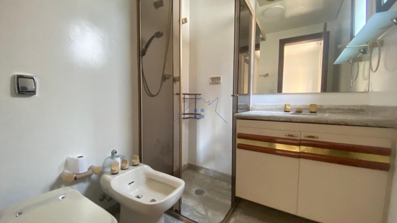 Apartamento em Moema com 210m² 3 suítes - sem vaga de garagem Avenida Agami São Paulo - 