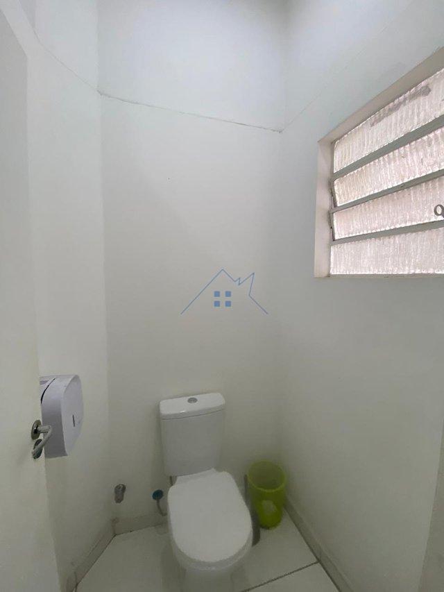 Sobreloja com 250m² em Pinheiros Rua Teodoro Sampaio São Paulo - 