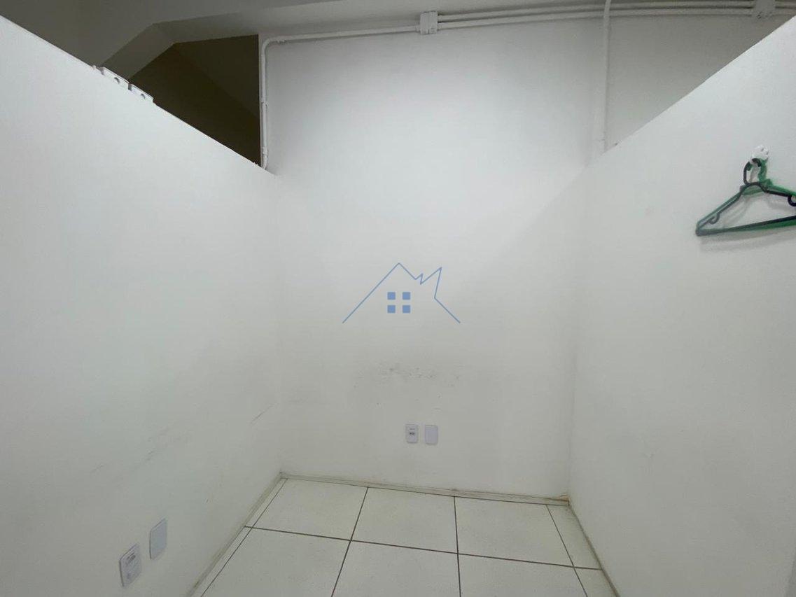 Sobreloja com 250m² em Pinheiros Rua Teodoro Sampaio São Paulo - 