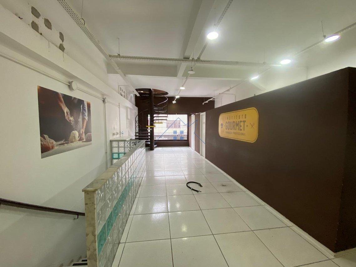 Sobreloja com 250m² em Pinheiros Rua Teodoro Sampaio São Paulo - 
