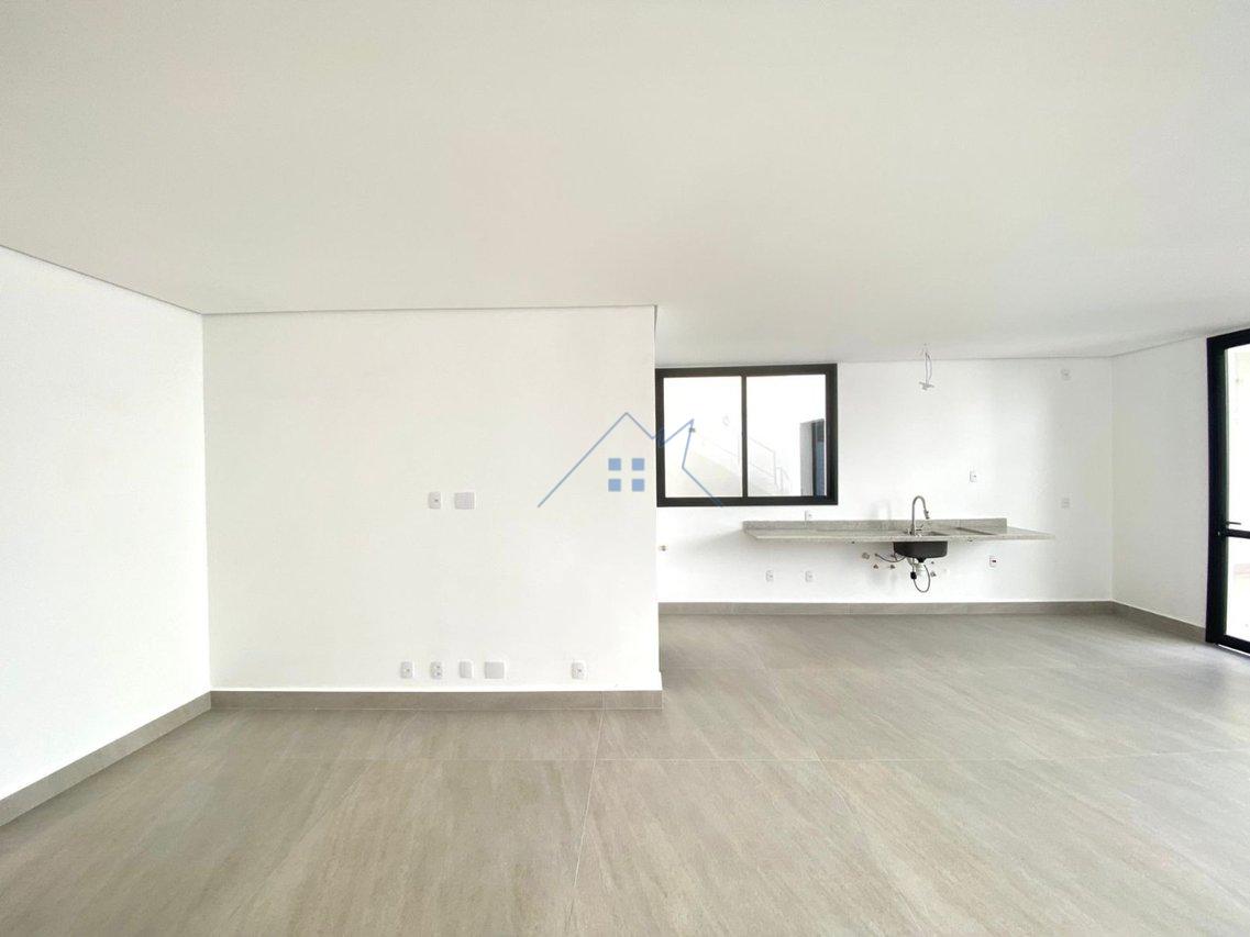Casa em Condomínio com 310m² no Jd Prudência 02 suítes 02 vagas Rua Ossian Terceiro Teles São Paulo - 