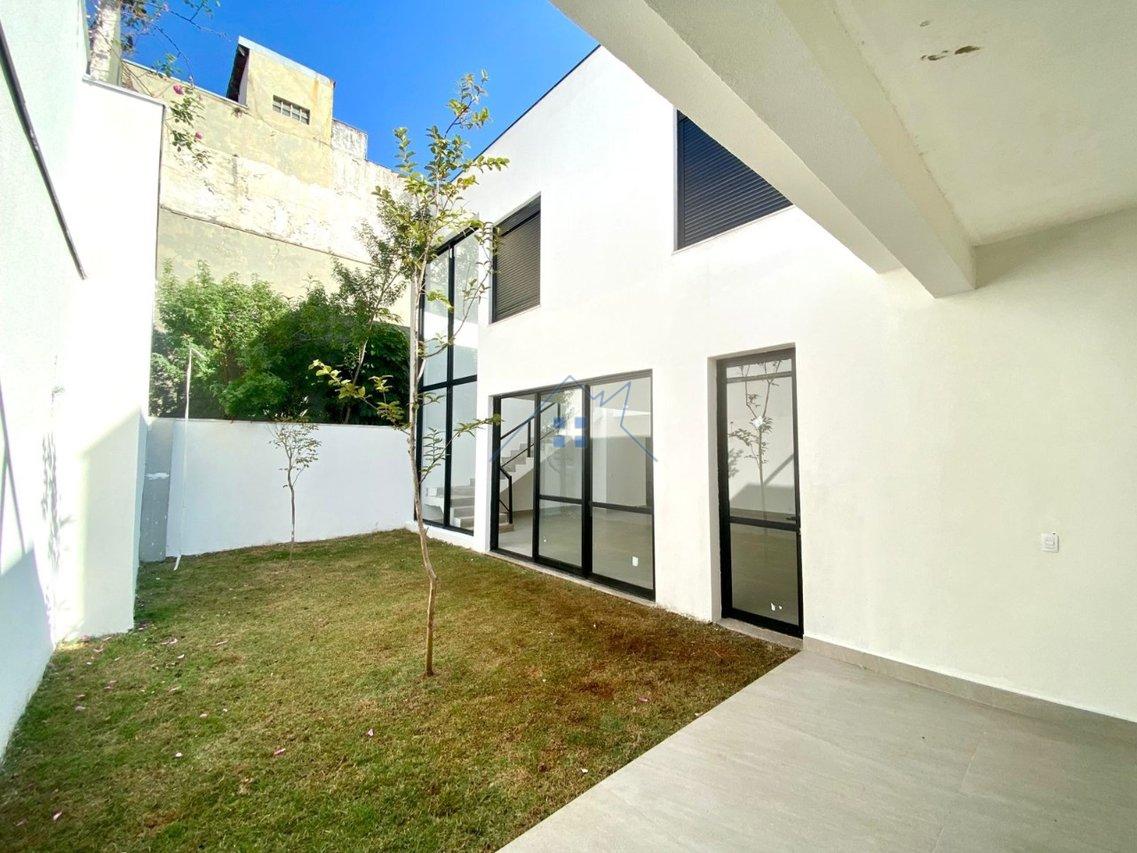 Casa em Condomínio com 310m² no Jd Prudência 02 suítes 02 vagas Rua Ossian Terceiro Teles São Paulo - 