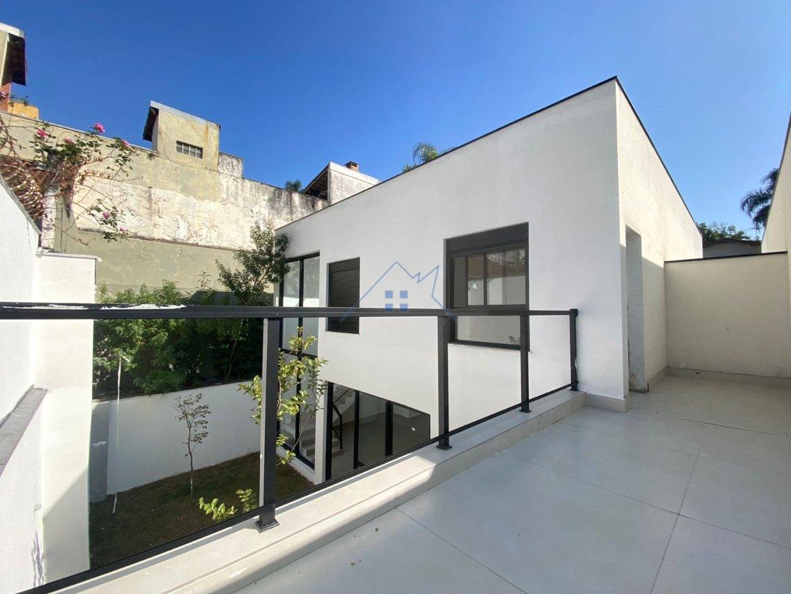 Casa em Condomínio com 310m² no Jd Prudência 02 suítes 02 vagas Rua Ossian Terceiro Teles São Paulo - 