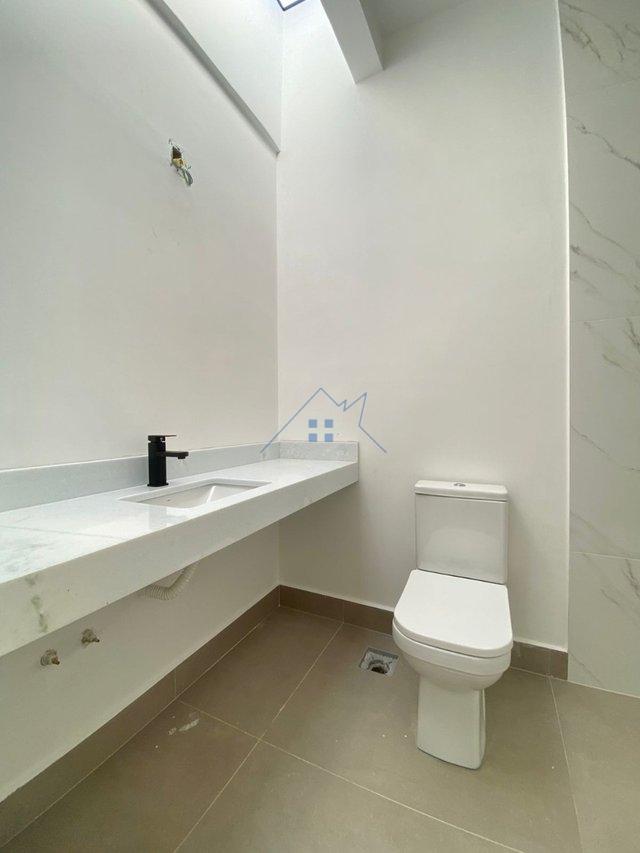 Casa em Condomínio com 310m² no Jd Prudência 02 suítes 02 vagas Rua Ossian Terceiro Teles São Paulo - 