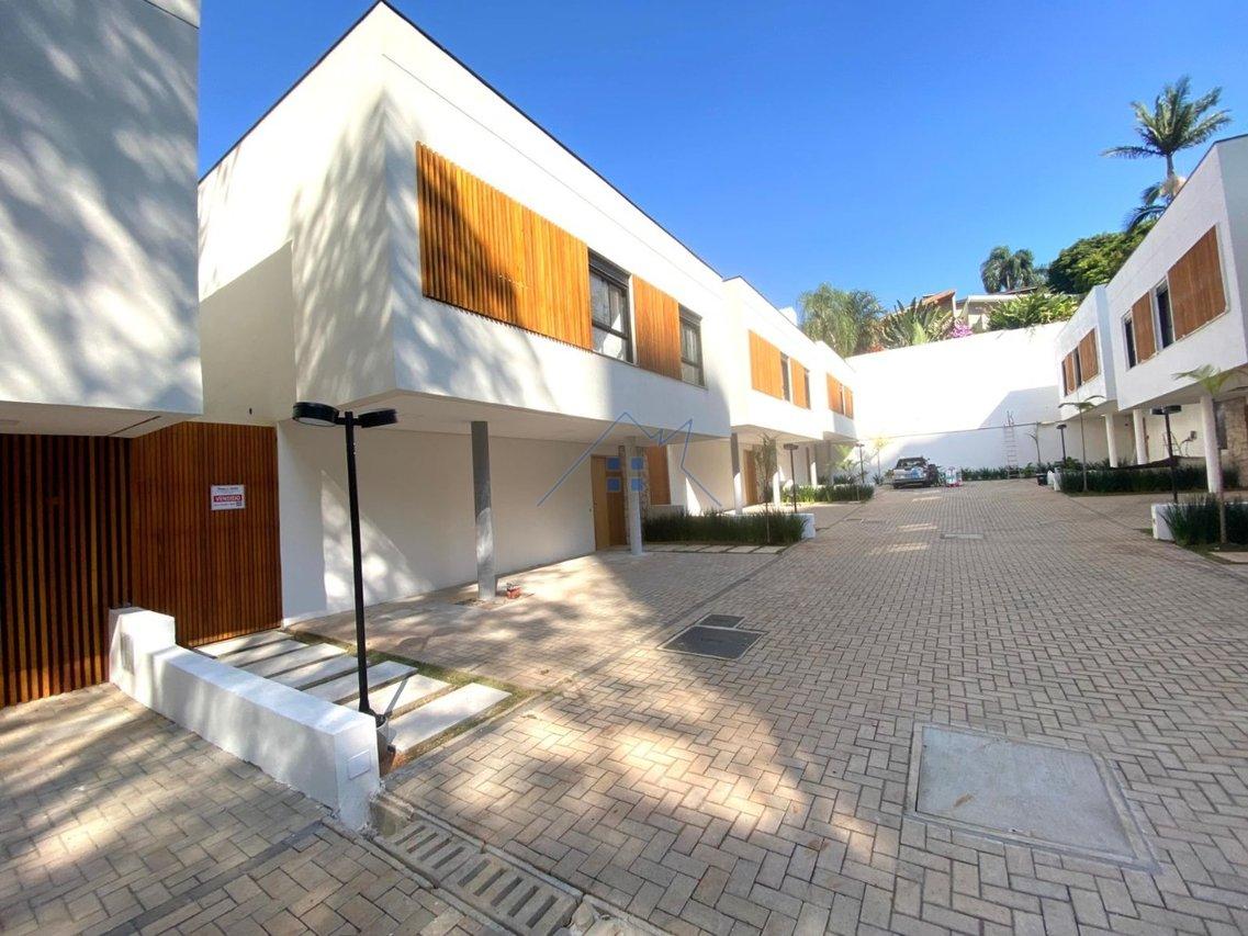 Casa em Condomínio com 310m² no Jd Prudência 02 suítes 02 vagas Rua Ossian Terceiro Teles São Paulo - 