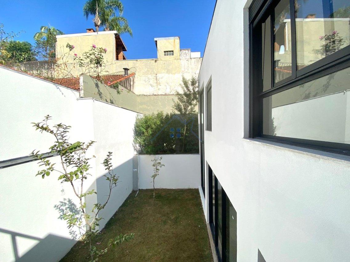 Casa em Condomínio com 310m² no Jd Prudência 02 suítes 02 vagas Rua Ossian Terceiro Teles São Paulo - 