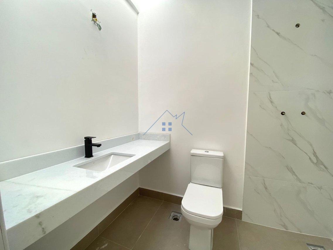 Casa em Condomínio com 310m² no Jd Prudência 02 suítes 02 vagas Rua Ossian Terceiro Teles São Paulo - 