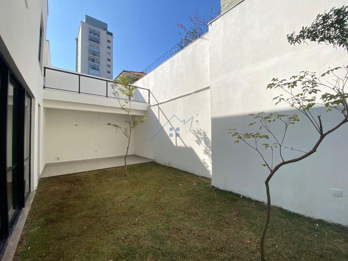 Casa em Condomínio com 310m² no Jd Prudência 02 suítes 02 vagas Rua Ossian Terceiro Teles São Paulo - 