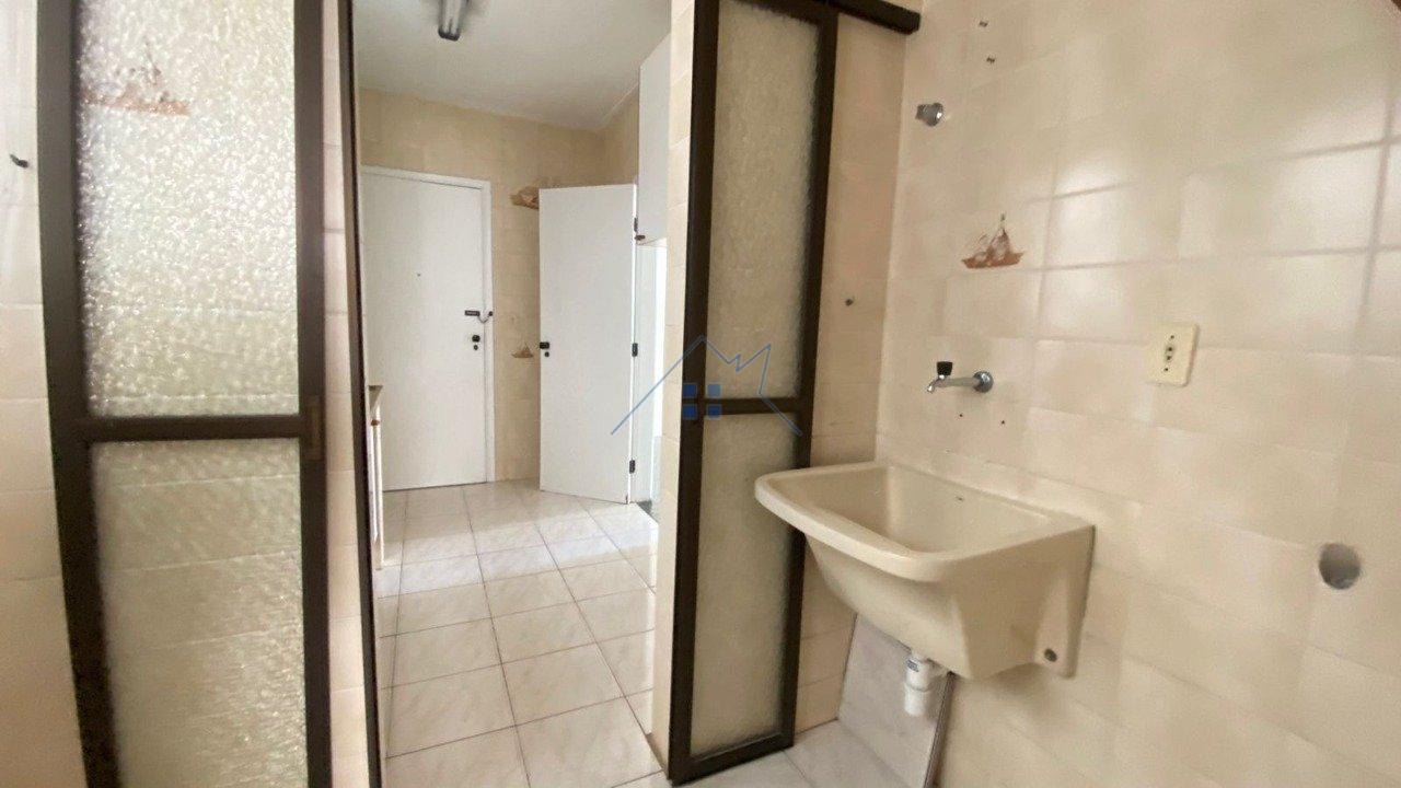 Apartamento no Guarujá 3 suítes 1 vaga Rua José Ferreira Canaes Filho Guarujá - 