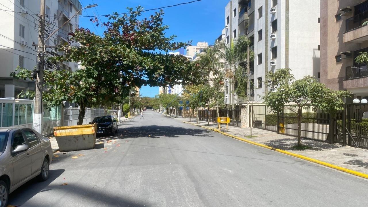 Apartamento no Guarujá 3 suítes 1 vaga Rua José Ferreira Canaes Filho Guarujá - 