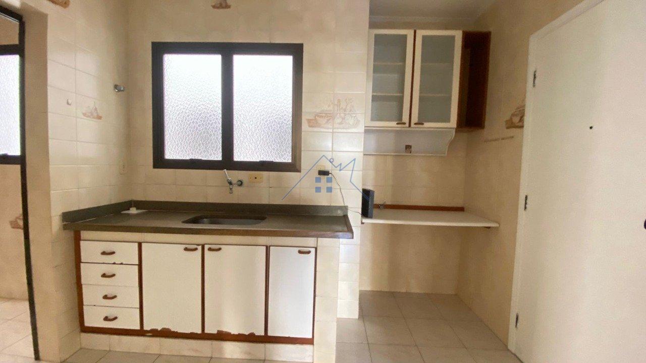 Apartamento no Guarujá 3 suítes 1 vaga Rua José Ferreira Canaes Filho Guarujá - 