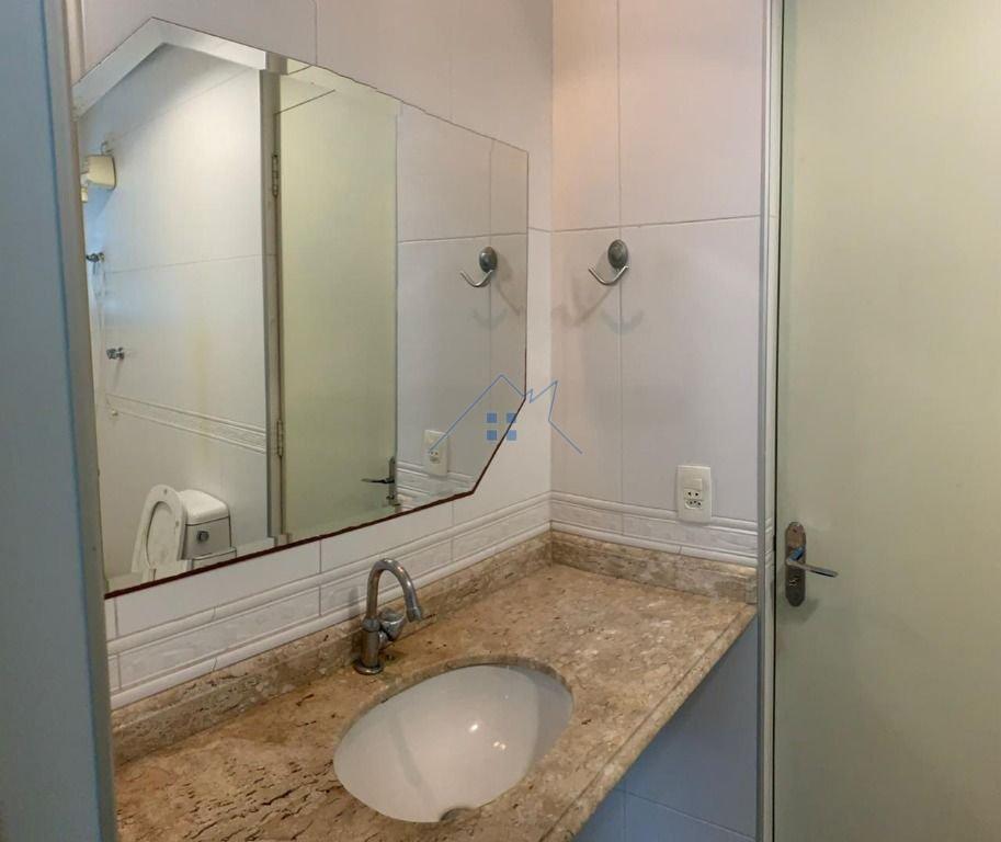 Prédio Comercial para Venda ou Locação na Vila Clementino 3 andares 15 vagas 901 m2  São Paulo - 