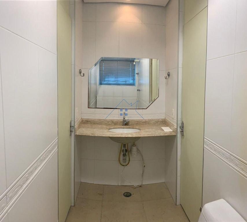 Prédio Comercial para Venda ou Locação na Vila Clementino 3 andares 15 vagas 901 m2  São Paulo - 