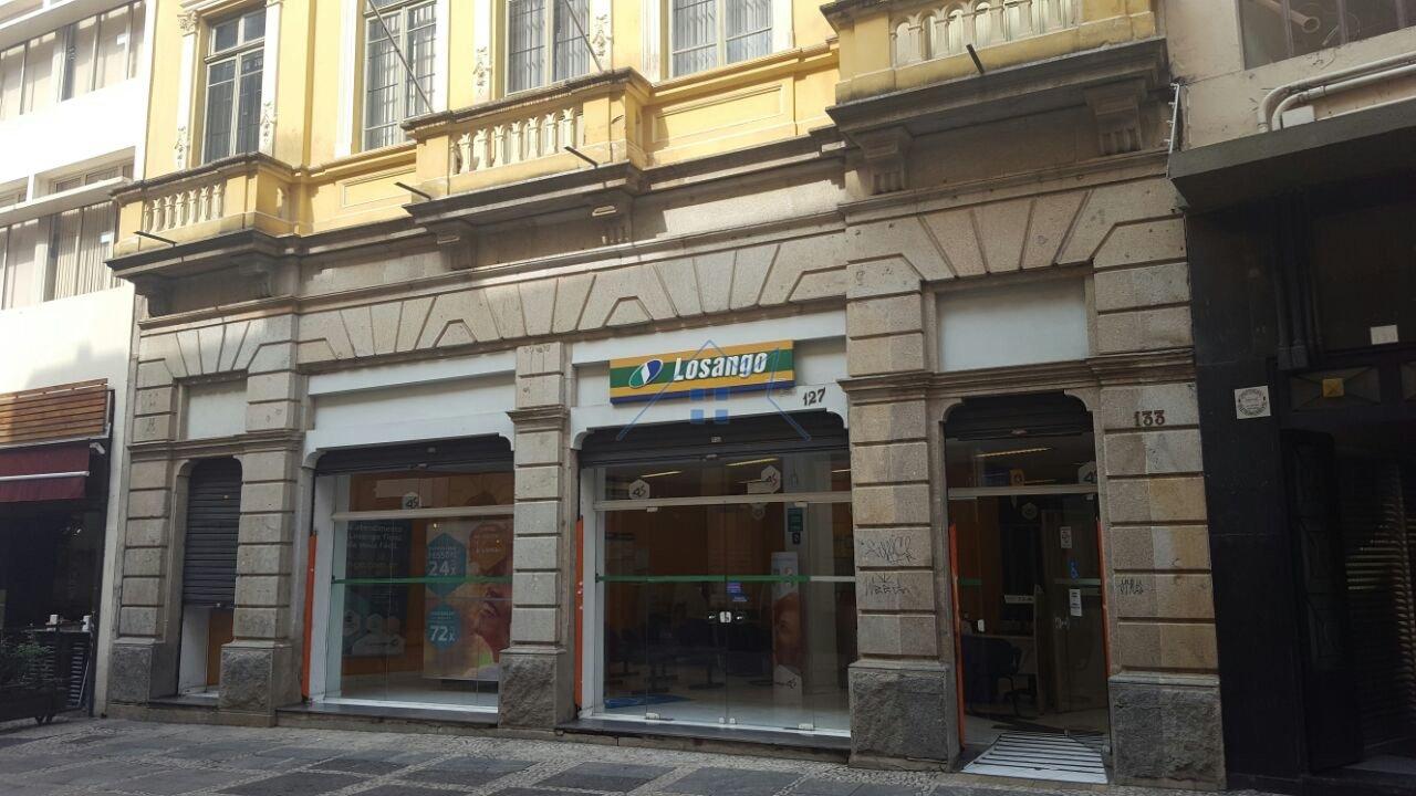 Loja no Centro de São Paulo Locação Frente de 12 metros Total 421 m2  São Paulo - 