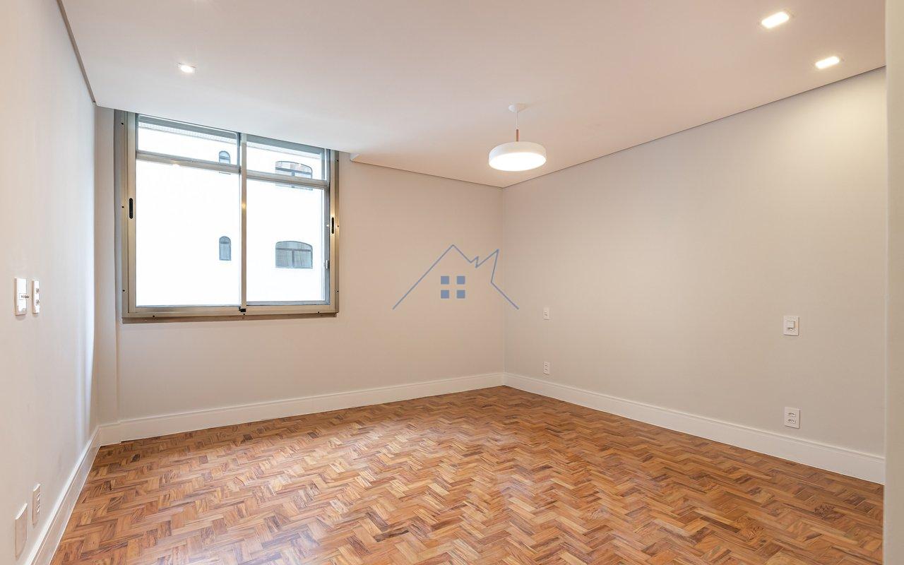 Apartamento Jardim Paulista 3 quartos com 1 suíte 2 vagas Totalmente Reformado  São Paulo - 