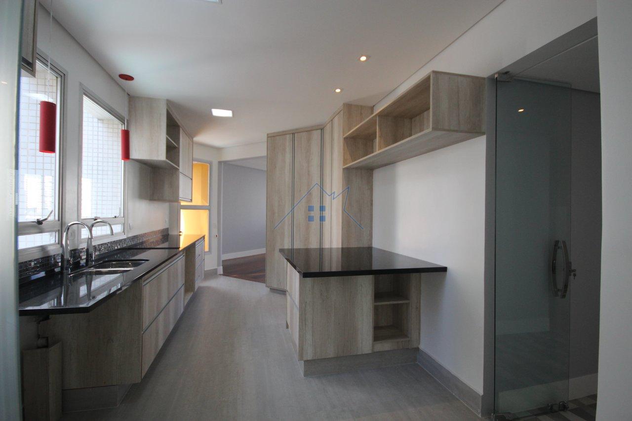 Apartamento Moema 3 suítes 3 vagas Varanda  São Paulo - 
