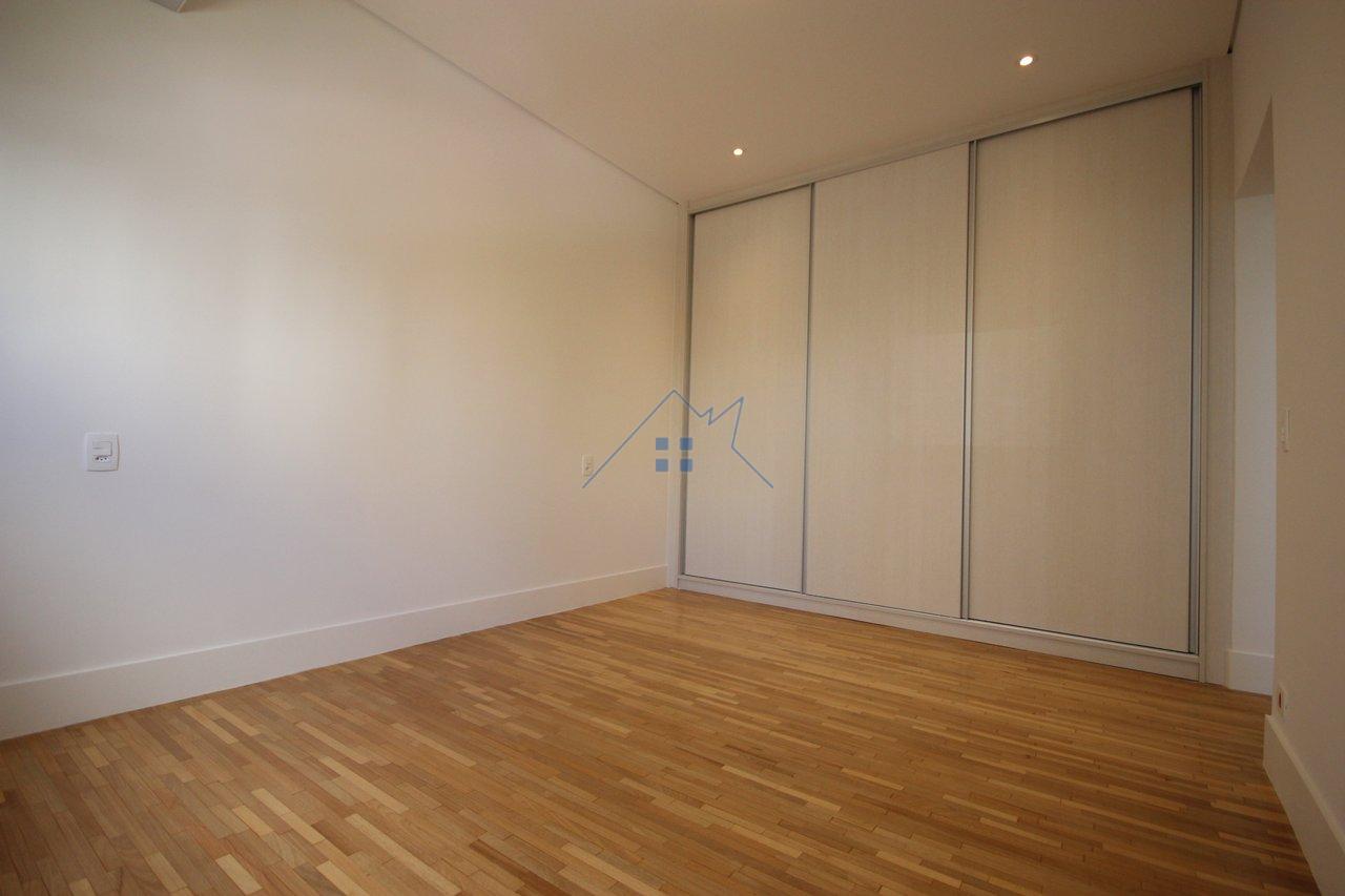 Apartamento Moema 3 suítes 3 vagas Varanda  São Paulo - 