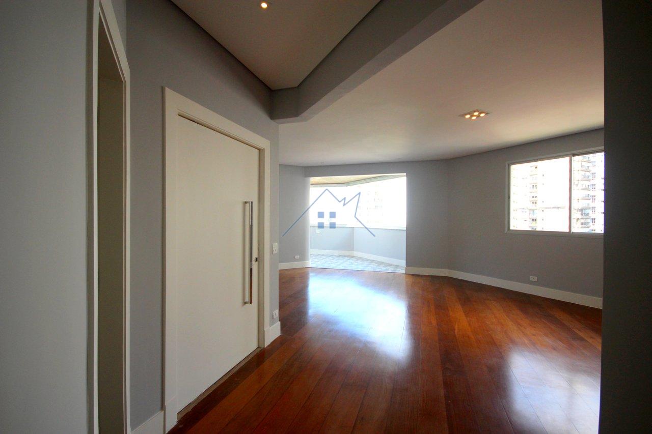 Apartamento Moema 3 suítes 3 vagas Varanda  São Paulo - 