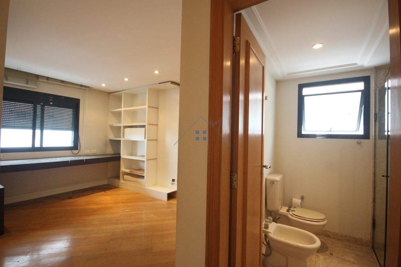 Apartamento Venda e Locação Higienópolis 4 quartos sendo 2 suítes 4 vagas Varanda  São Paulo - 