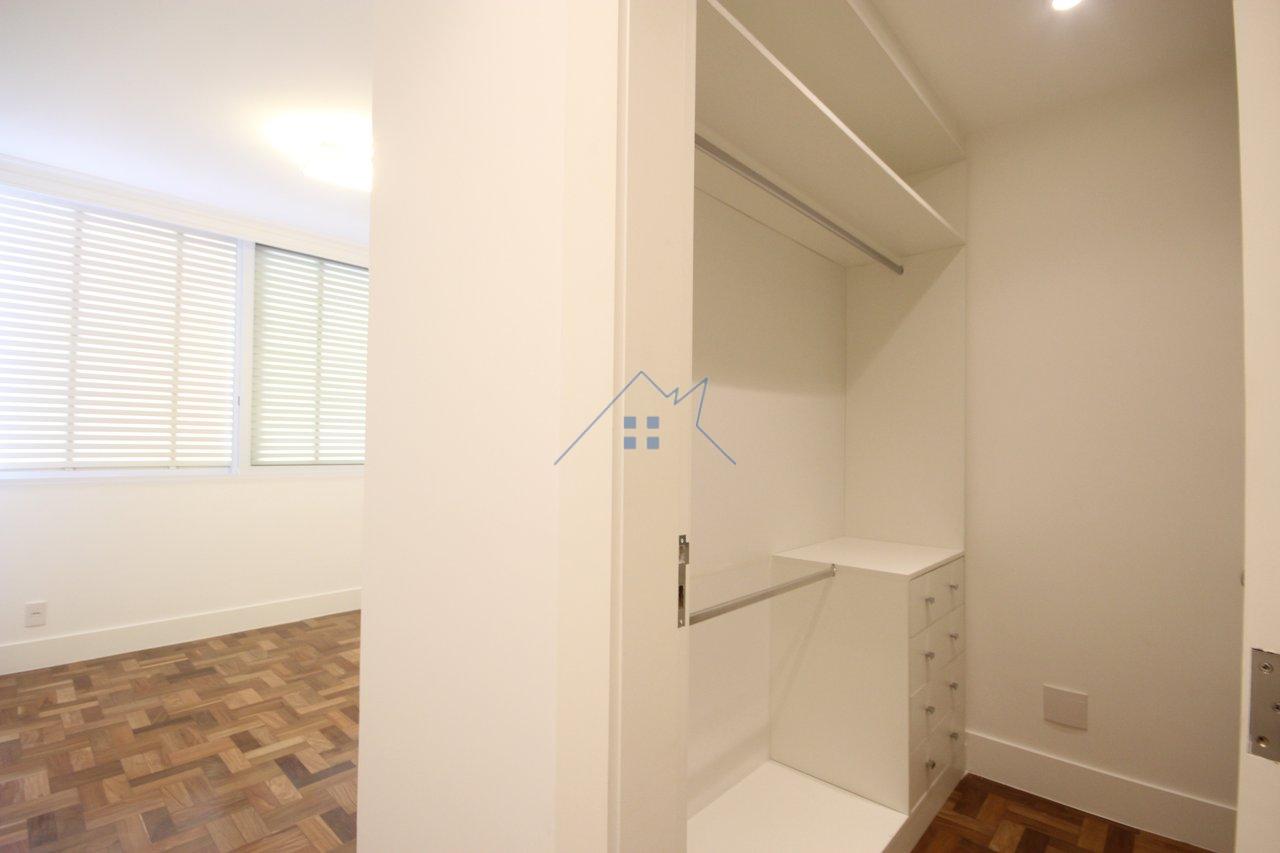 Apartamento Venda e Locação Higienópolis 3 quartos sendo 1 suíte 2 vagas Amplo Living  São Paulo - 