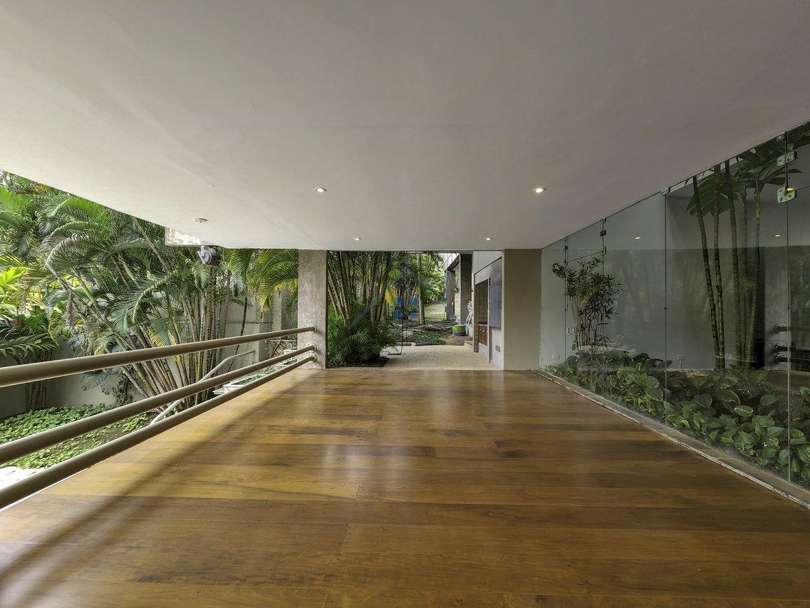Casa Locação Morumbi 05 suítes 8 vagas  São Paulo - 