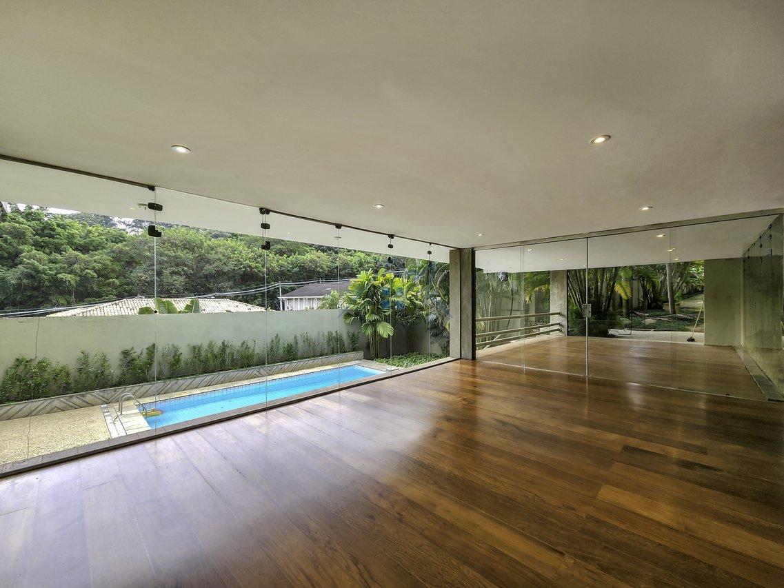 Casa Locação Morumbi 05 suítes 8 vagas  São Paulo - 