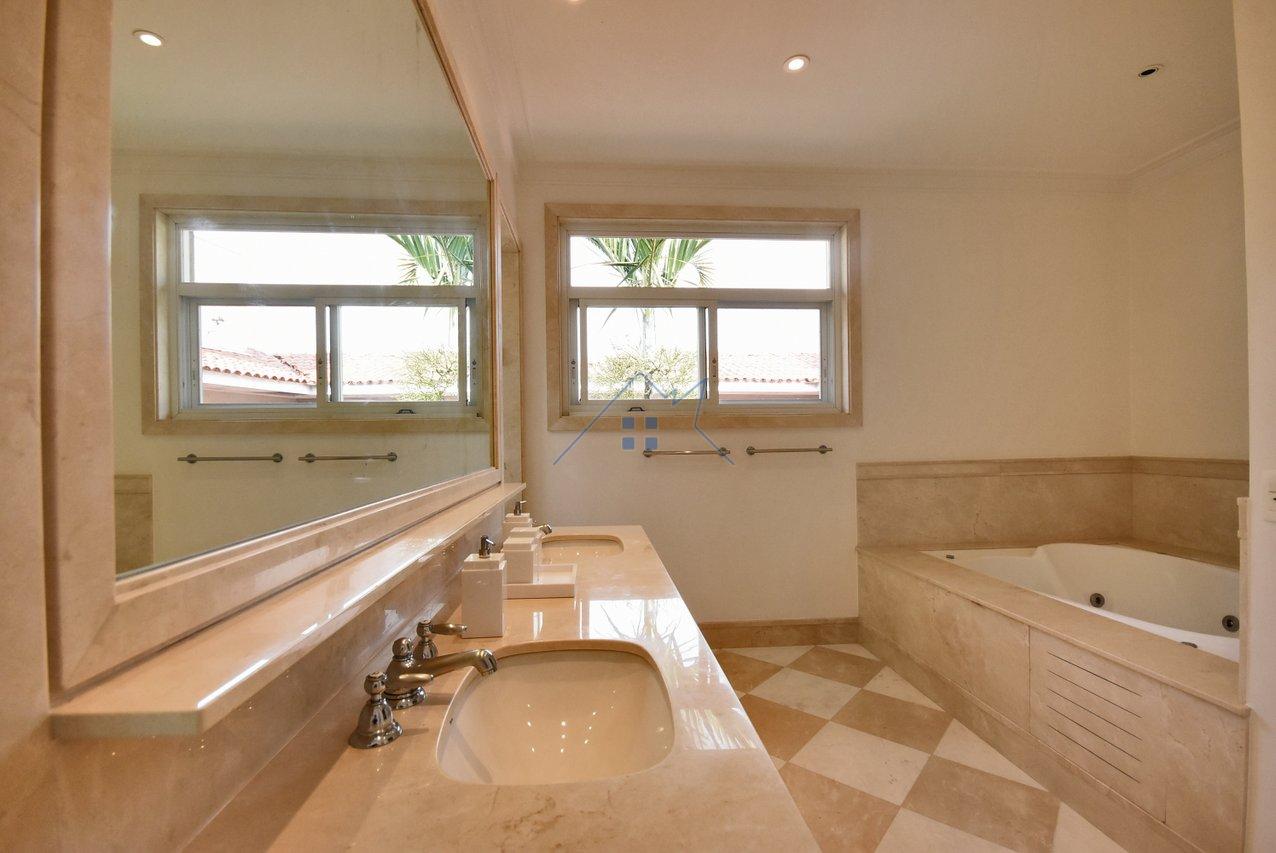 Casa Venda Morumbi 500 m2 4 quartos sendo 2 suítes 4 vagas Piscina e Paisagismo  São Paulo - 