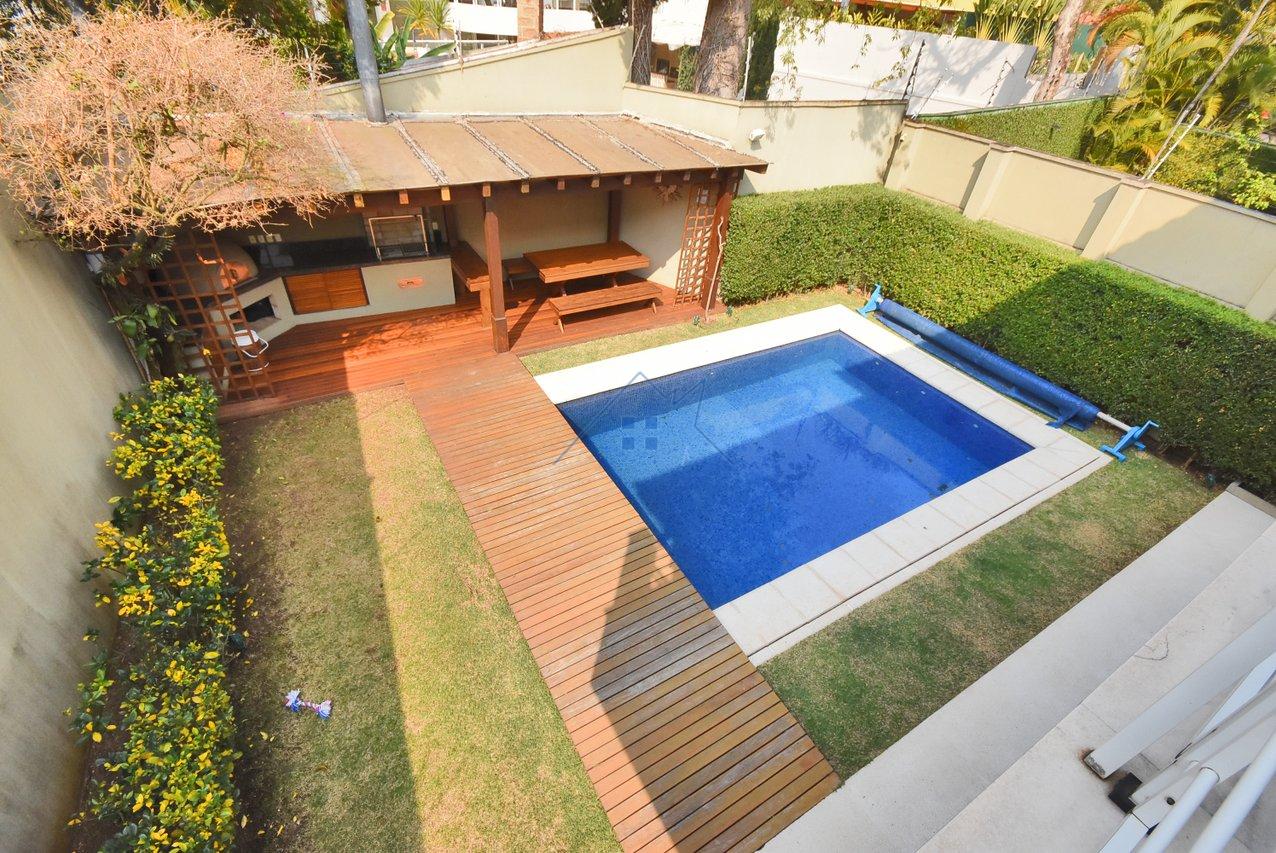Casa Venda Morumbi 500 m2 4 quartos sendo 2 suítes 4 vagas Piscina e Paisagismo  São Paulo - 
