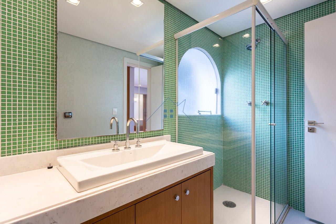 Apartamento Venda Vila Madalena 2 suítes 3 vagas Varanda  São Paulo - 