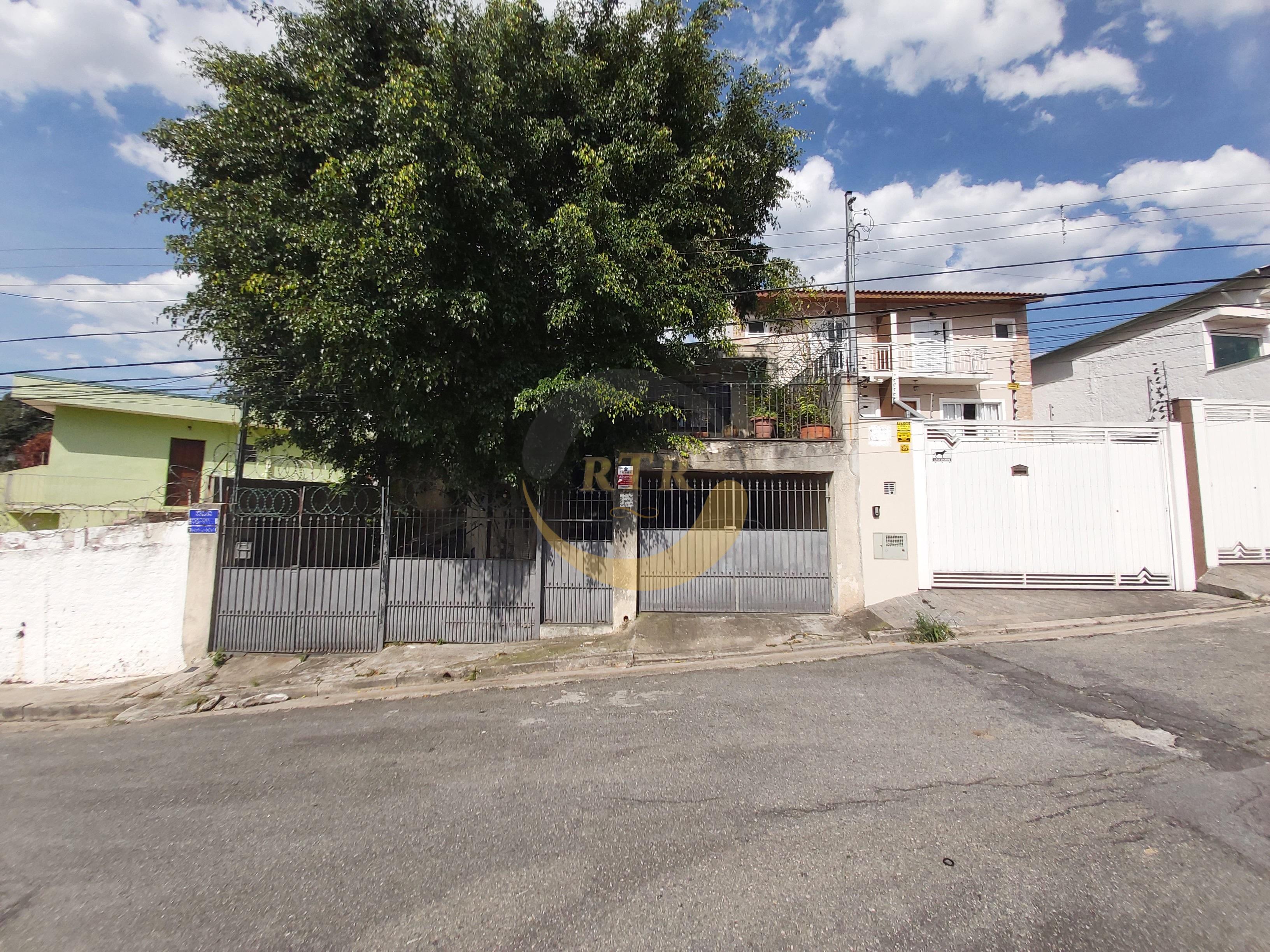 Casa T&eacute;rrea, 3 Quartos, 1 Suite, Escrit&oacute;rio Fundos, Copa e Banheiro, 7 Vagas, Monte Kemel  São Paulo - 
