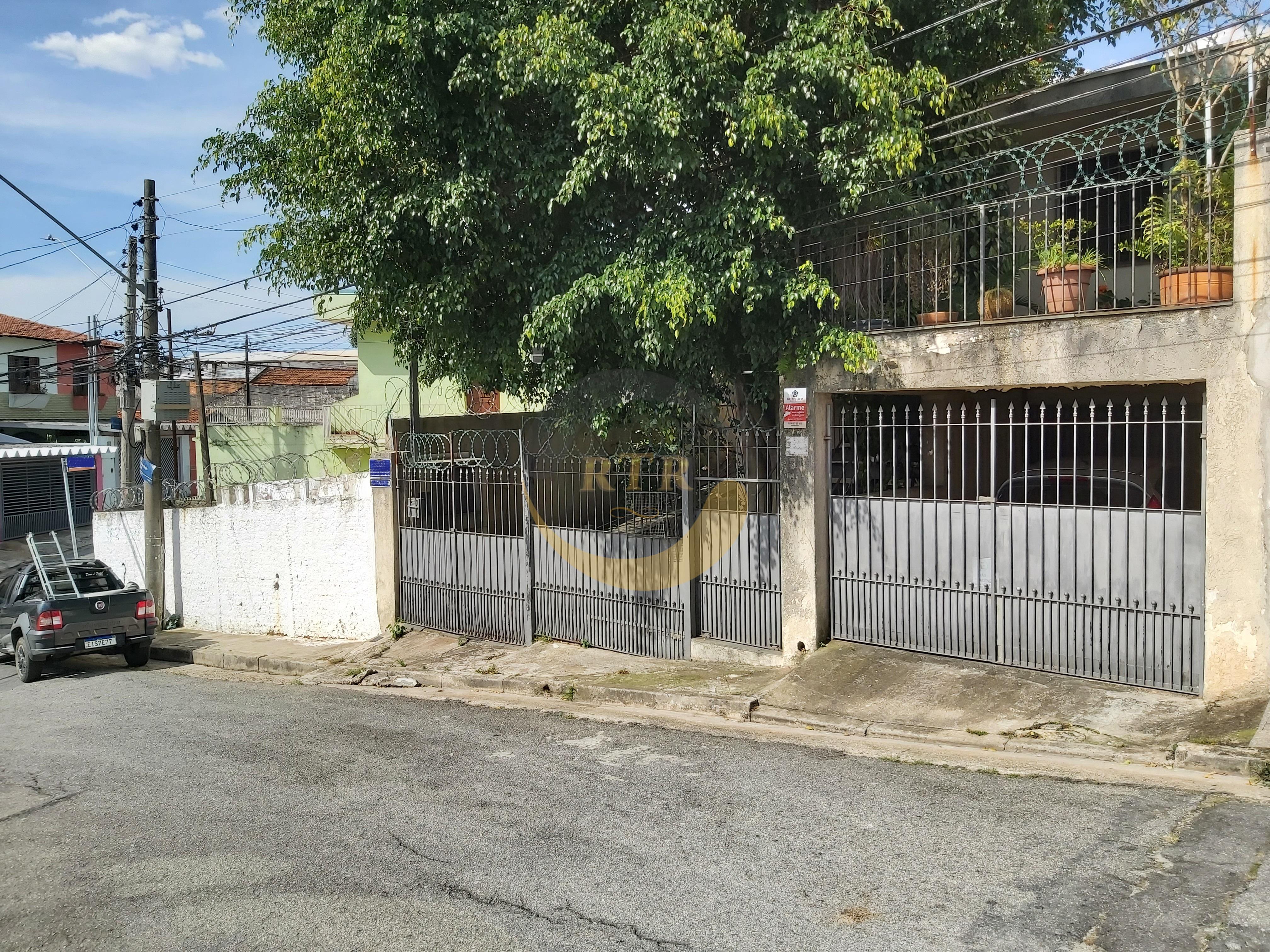 Casa T&eacute;rrea, 3 Quartos, 1 Suite, Escrit&oacute;rio Fundos, Copa e Banheiro, 7 Vagas, Monte Kemel  São Paulo - 