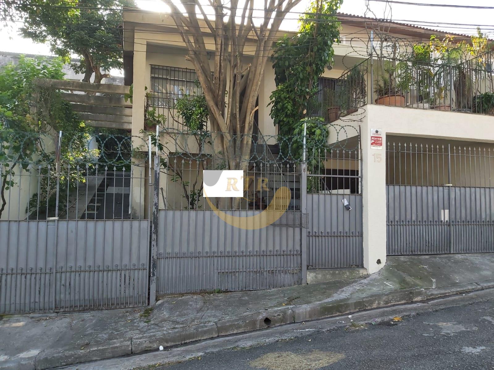 Casa T&eacute;rrea, 3 Quartos, 1 Suite, Escrit&oacute;rio Fundos, Copa e Banheiro, 7 Vagas, Monte Kemel  São Paulo - 