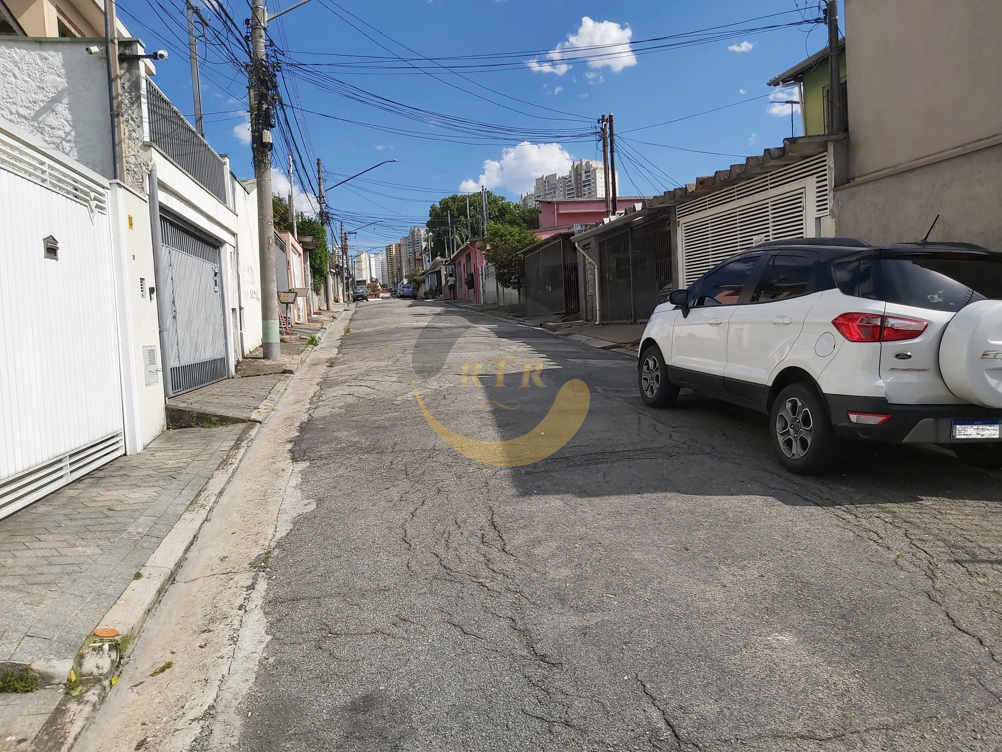 Casa T&eacute;rrea, 3 Quartos, 1 Suite, Escrit&oacute;rio Fundos, Copa e Banheiro, 7 Vagas, Monte Kemel  São Paulo - 