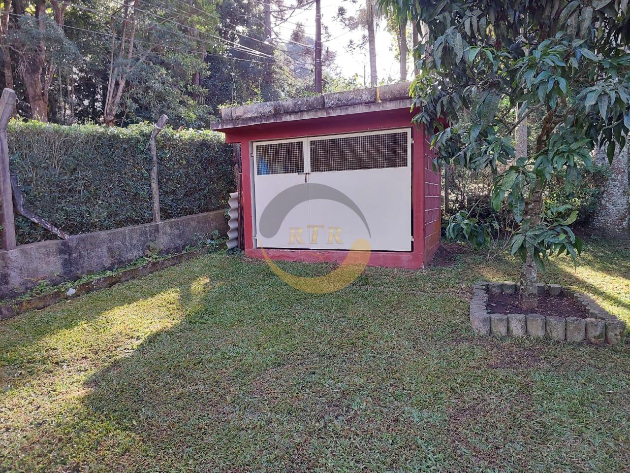 Ch&aacute;cara 2.000m&sup2;, Condom&iacute;nio, Embu 3 su&iacute;tes, piscina, pomar, &Oacute;tima localiza&ccedil;&atilde;o f&aacute;cil acesso  Embu das Artes - 