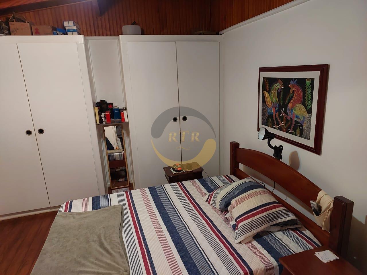 Ch&aacute;cara 2.000m&sup2;, Condom&iacute;nio, Embu 3 su&iacute;tes, piscina, pomar, &Oacute;tima localiza&ccedil;&atilde;o f&aacute;cil acesso  Embu das Artes - 