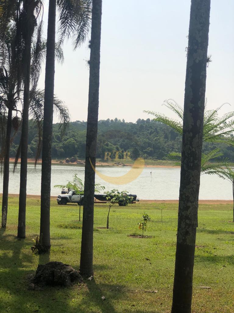 Para&iacute;so &agrave; beira d'&aacute;gua! Rancho 61.345 m&sup2; - Mairinque, casa 465 m&sup2;, 7 su&iacute;tes. Ver&atilde;o &eacute; aqui!  Mairinque - 