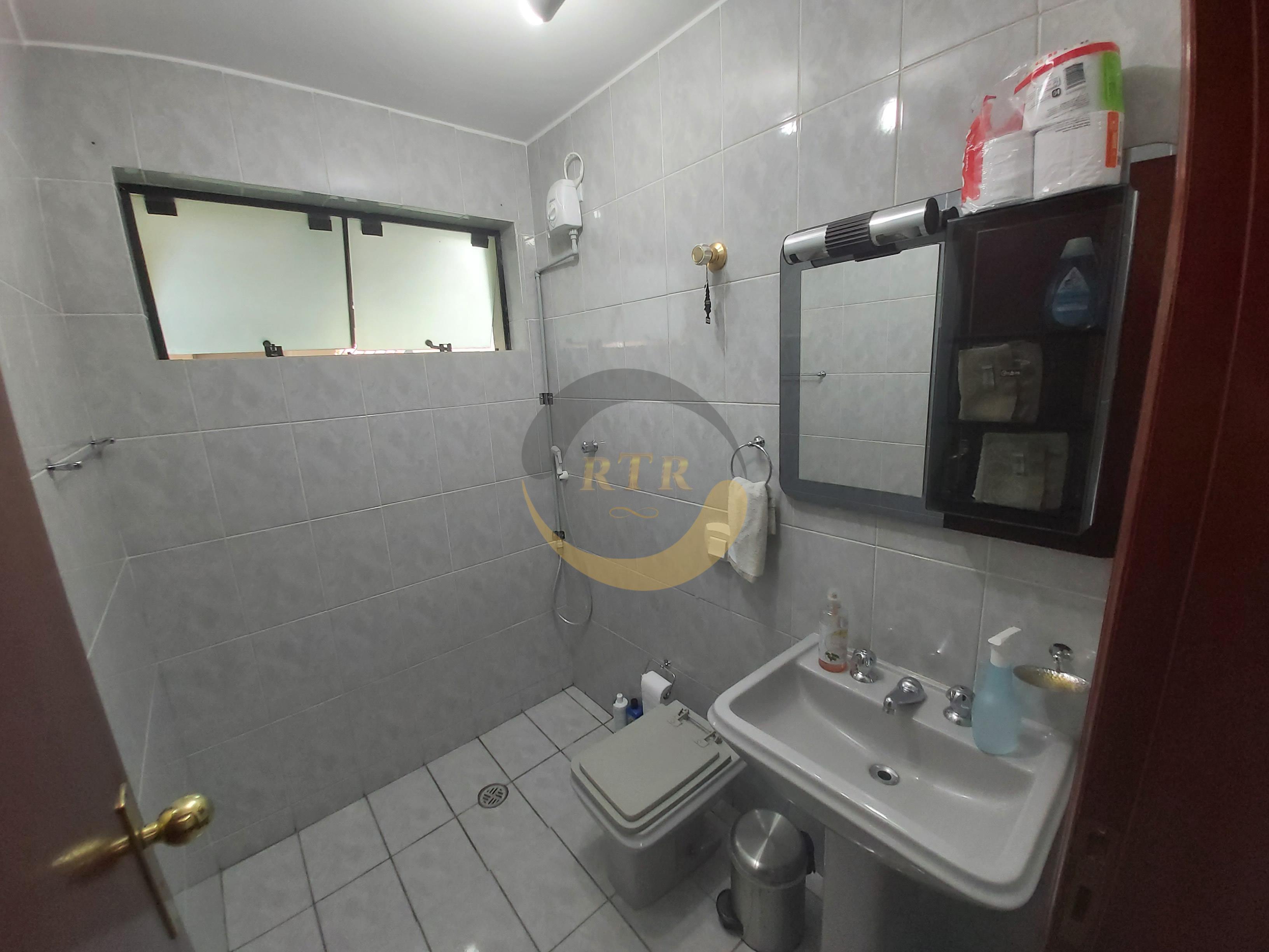 S&atilde;o Roque Nobre, Sobrado Alto Padr&atilde;o 340m&sup2;, 3 Su&iacute;tes, Piscina, Aquecimento Solar  São Roque - 