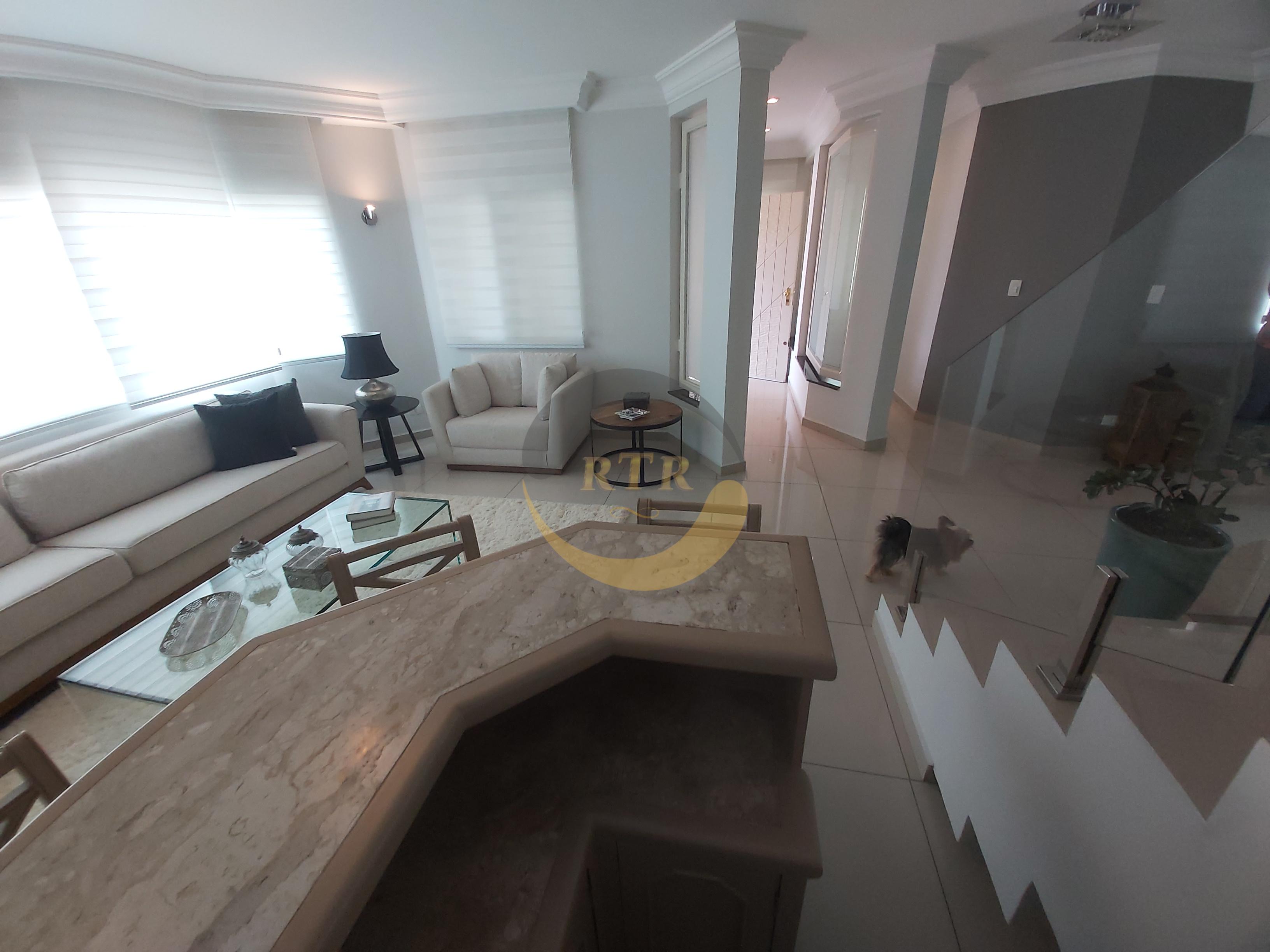 S&atilde;o Roque Nobre, Sobrado Alto Padr&atilde;o 340m&sup2;, 3 Su&iacute;tes, Piscina, Aquecimento Solar  São Roque - 