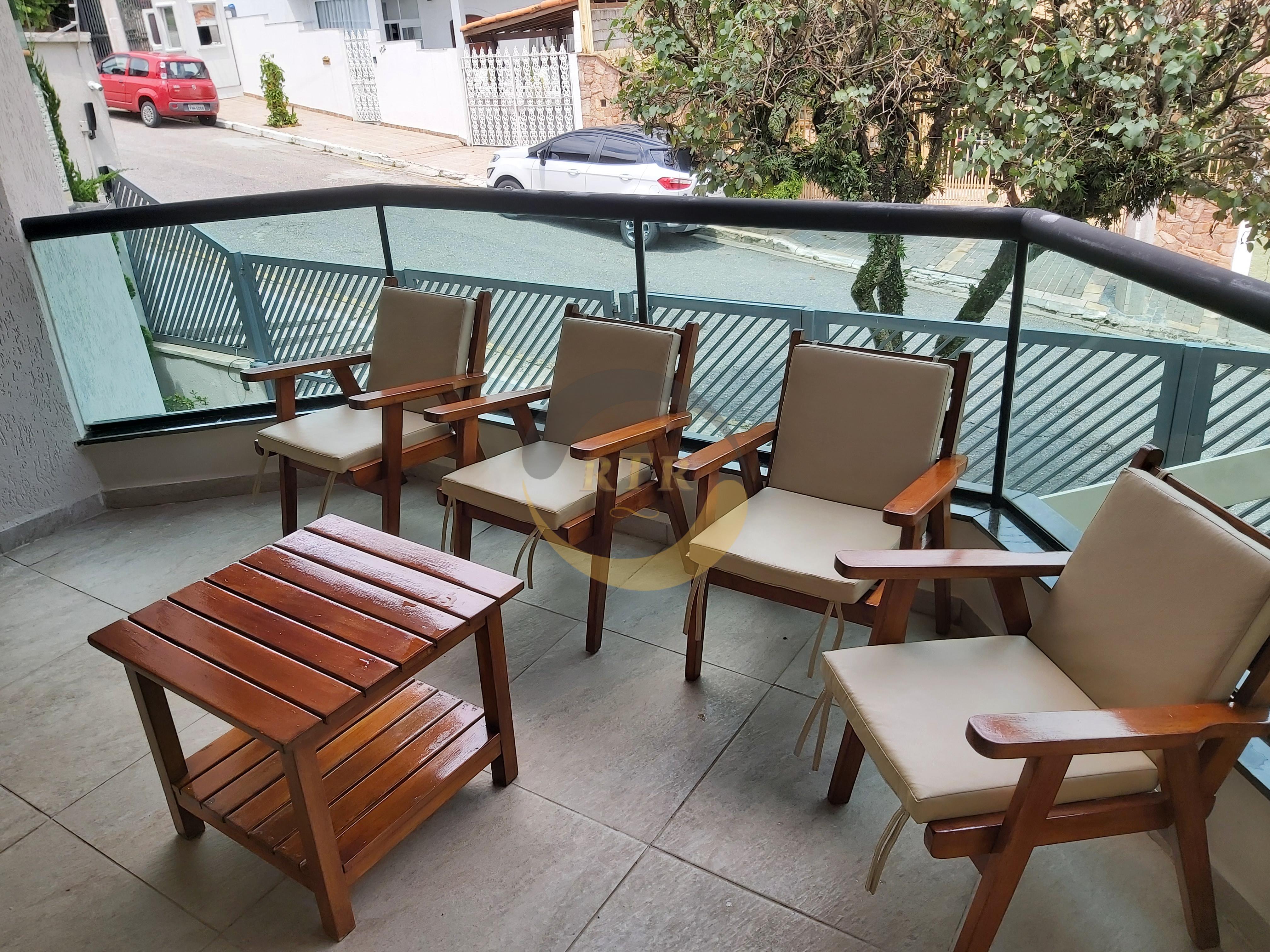 S&atilde;o Roque Nobre, Sobrado Alto Padr&atilde;o 340m&sup2;, 3 Su&iacute;tes, Piscina, Aquecimento Solar  São Roque - 