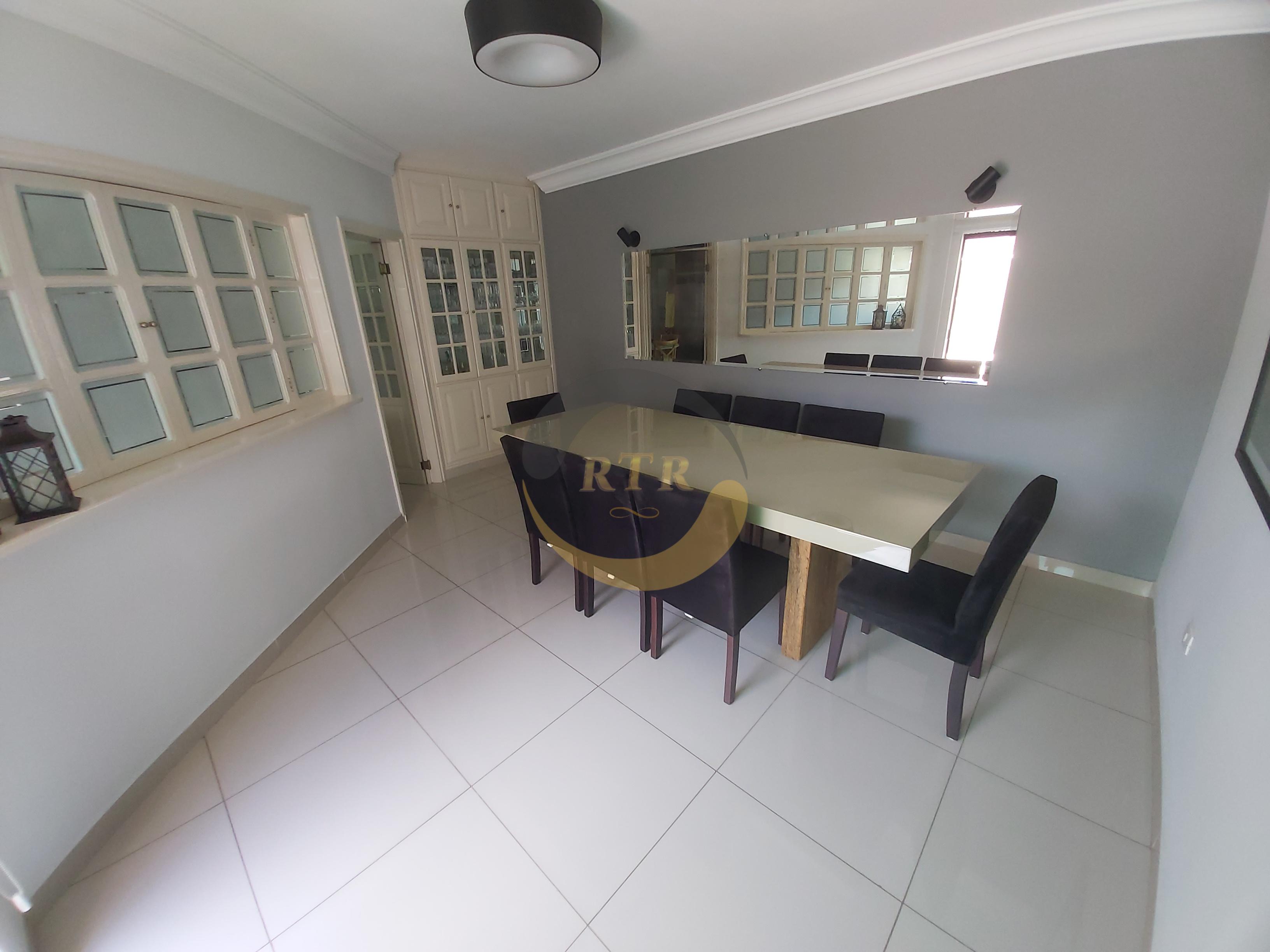 S&atilde;o Roque Nobre, Sobrado Alto Padr&atilde;o 340m&sup2;, 3 Su&iacute;tes, Piscina, Aquecimento Solar  São Roque - 