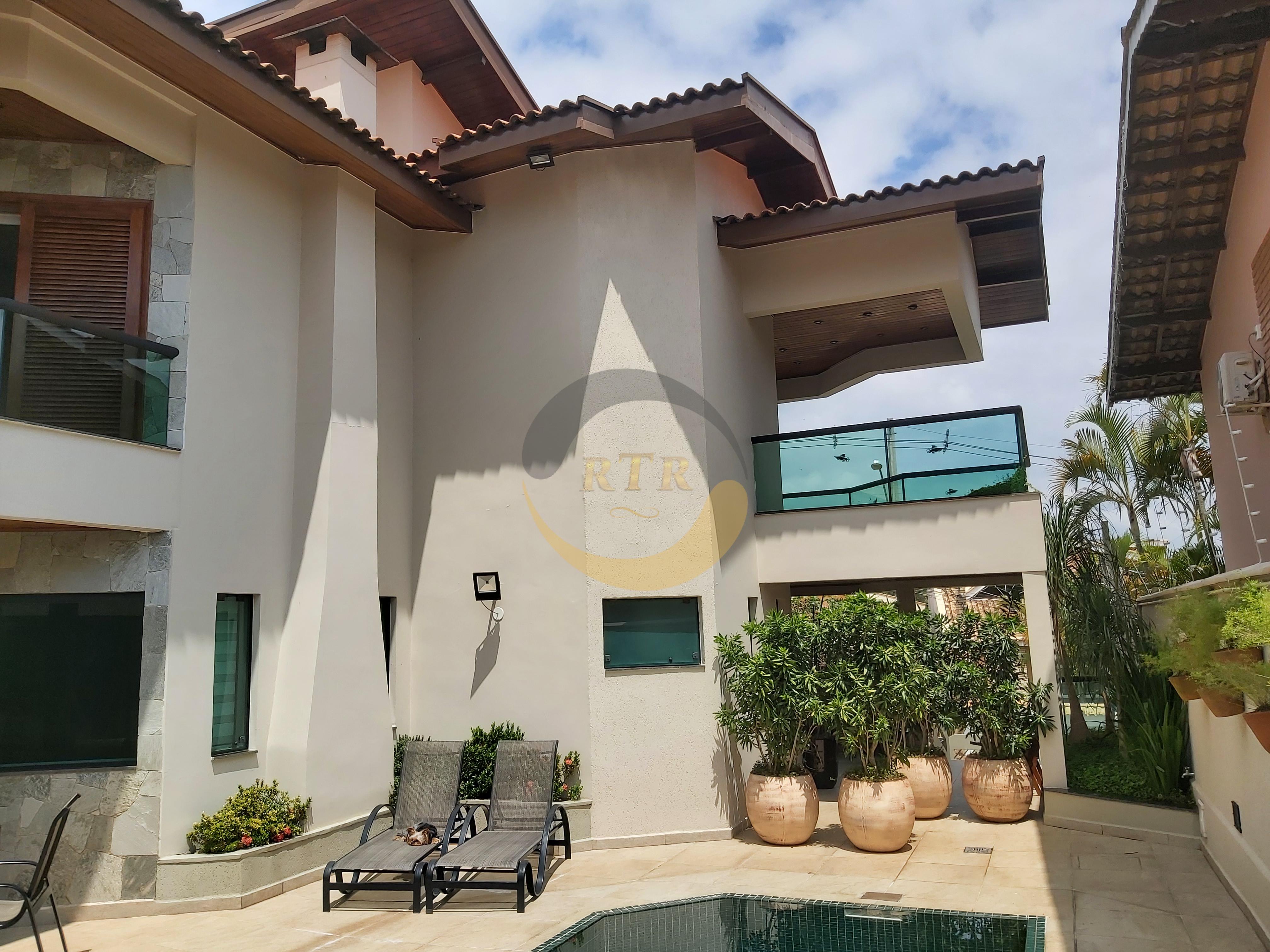S&atilde;o Roque Nobre, Sobrado Alto Padr&atilde;o 340m&sup2;, 3 Su&iacute;tes, Piscina, Aquecimento Solar  São Roque - 