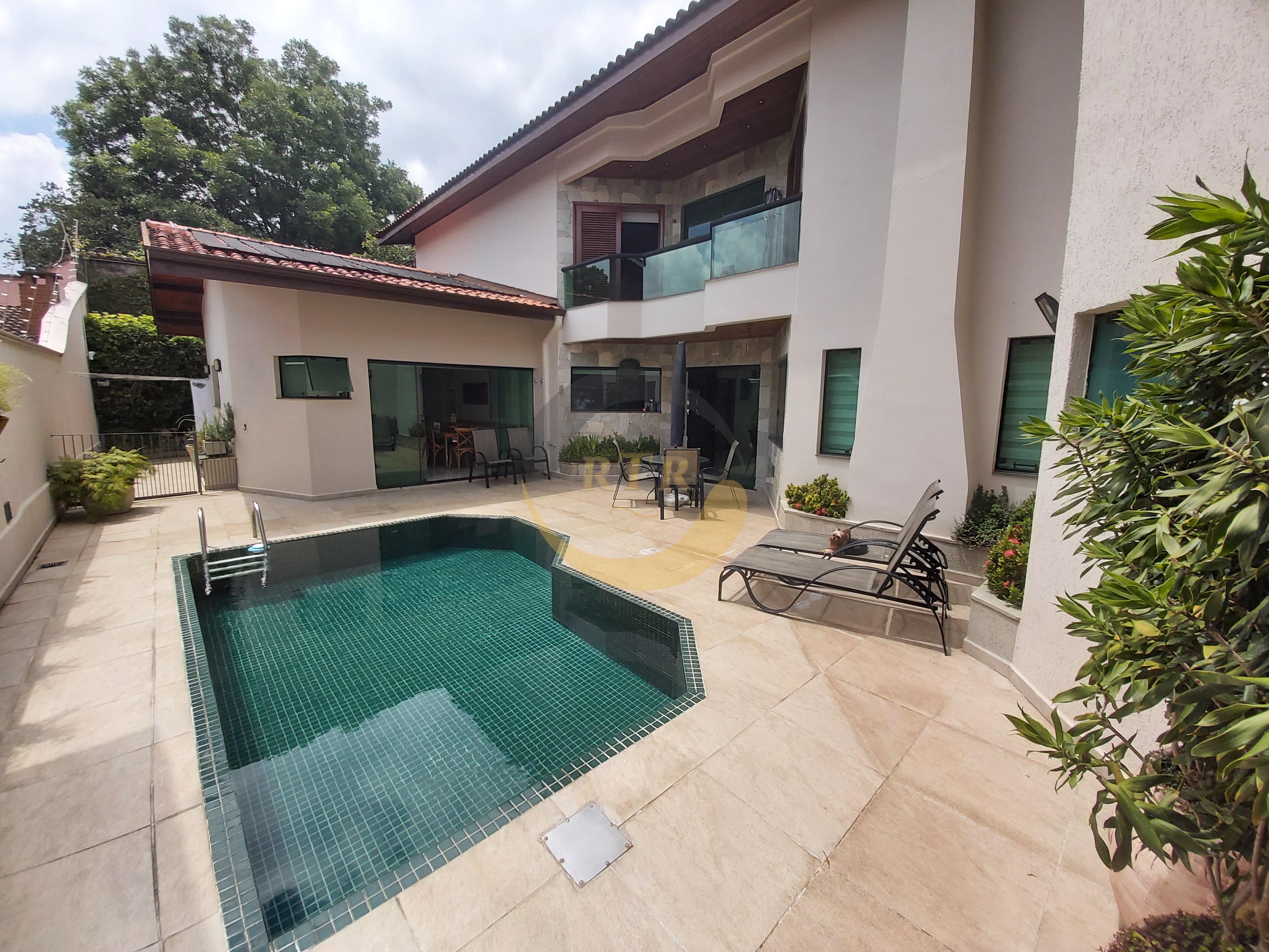 S&atilde;o Roque Nobre, Sobrado Alto Padr&atilde;o 340m&sup2;, 3 Su&iacute;tes, Piscina, Aquecimento Solar  São Roque - 