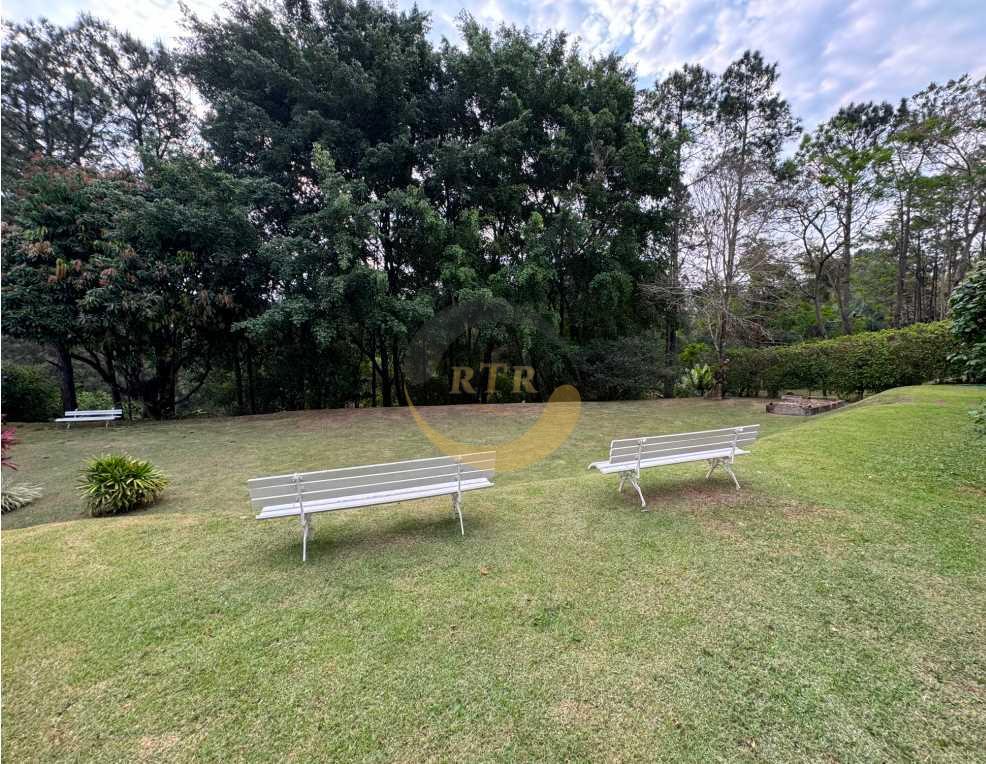 Casa Alto Padr&atilde;o Condom&iacute;nio Atibaia AT. 1200 M&sup2; AC. 500 M&sup2; 6 su&iacute;tes Mobilia Lazer 5 Vagas  Atibaia - 