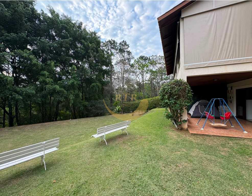 Casa Alto Padr&atilde;o Condom&iacute;nio Atibaia AT. 1200 M&sup2; AC. 500 M&sup2; 6 su&iacute;tes Mobilia Lazer 5 Vagas  Atibaia - 
