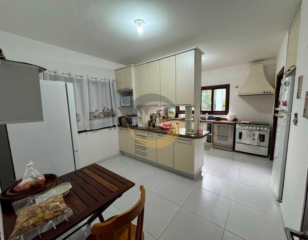 Casa Alto Padr&atilde;o Condom&iacute;nio Atibaia AT. 1200 M&sup2; AC. 500 M&sup2; 6 su&iacute;tes Mobilia Lazer 5 Vagas  Atibaia - 