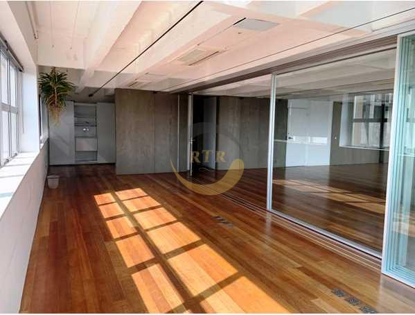Conjunto Comercial, Av. Brig. Faria Lima, 201 M&sup2; AU, 2 banheiros, Copa, 2 Vgs, Reformado  São Paulo - 