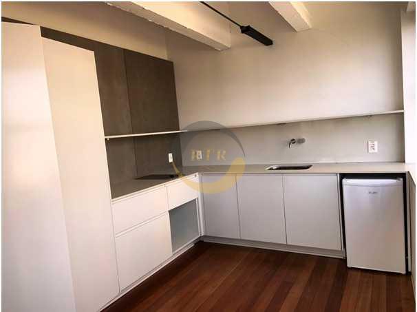 Conjunto Comercial, Av. Brig. Faria Lima, 201 M&sup2; AU, 2 banheiros, Copa, 2 Vgs, Reformado  São Paulo - 