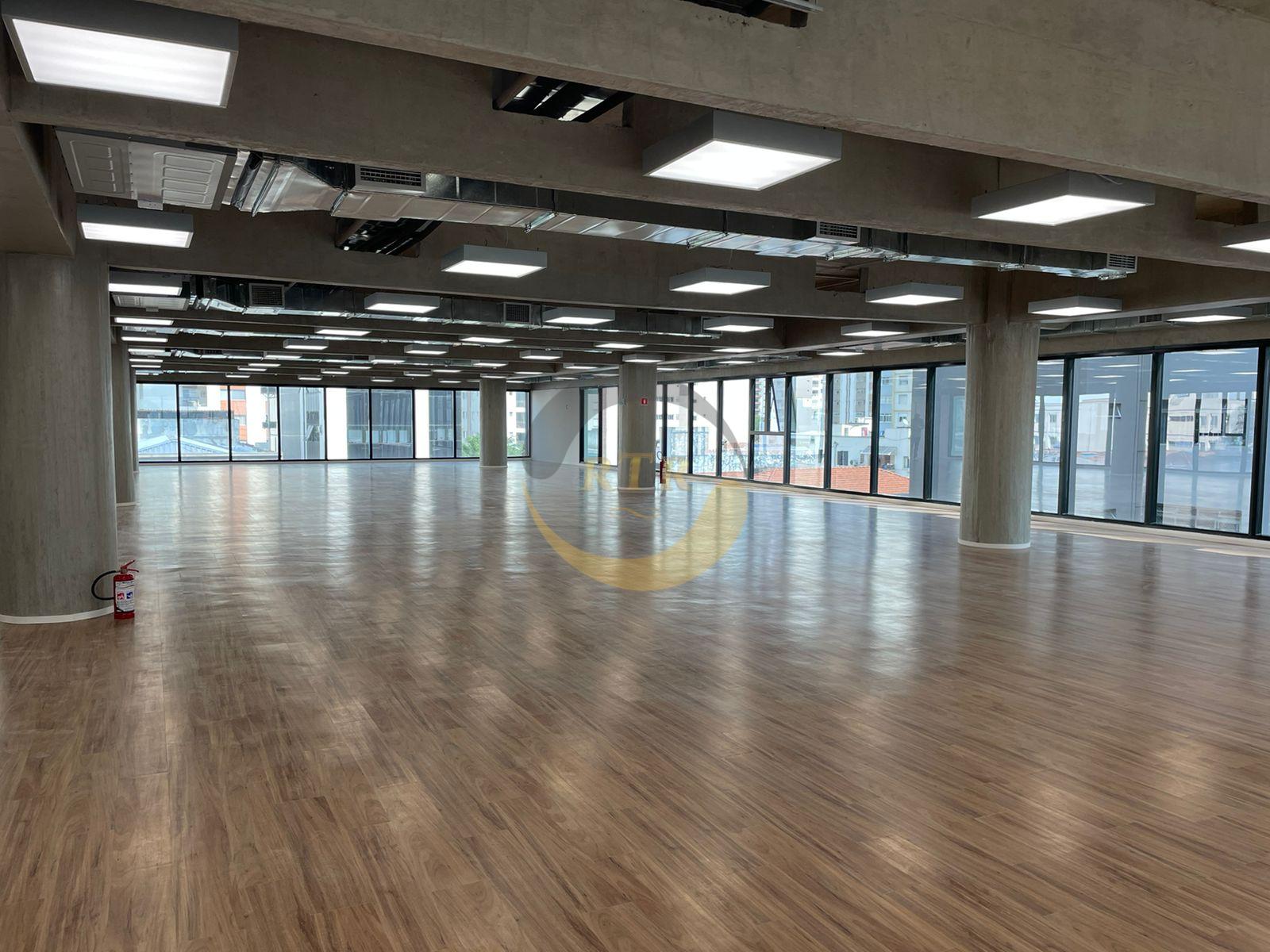 Escrit&oacute;rios Amplos, Pinheiros, 550m do metr&ocirc;, 18 Vgs, 2 Lajes, 1&ordm;A - 883m&sup2; - 5&ordm;A - 779m&sup2;  São Paulo - 