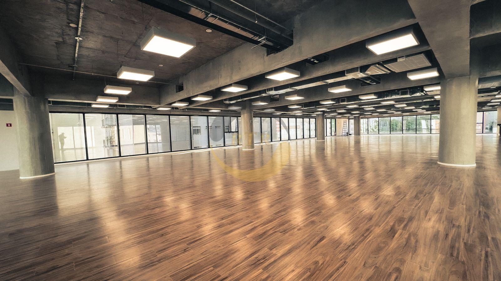 Escrit&oacute;rios Amplos, Pinheiros, 550m do metr&ocirc;, 18 Vgs, 2 Lajes, 1&ordm;A - 883m&sup2; - 5&ordm;A - 779m&sup2;  São Paulo - 