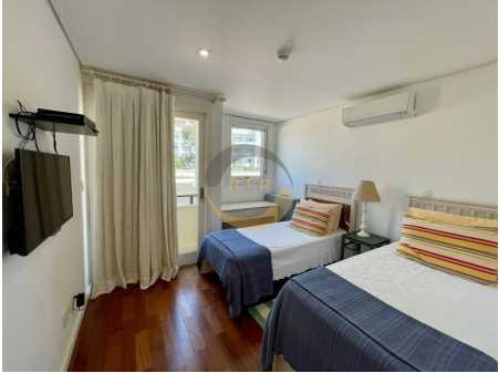 Sofistica&ccedil;&atilde;o, Conforto &agrave; Beira-Mar, Casa alto Padr&atilde;o, 458 M&sup2;, 5 su&iacute;tes, 4 vagas, P&eacute; Areia  Guarujá - 
